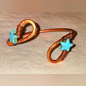 🙂SPECIAL..Handmade lite hammered cooper wire bangle